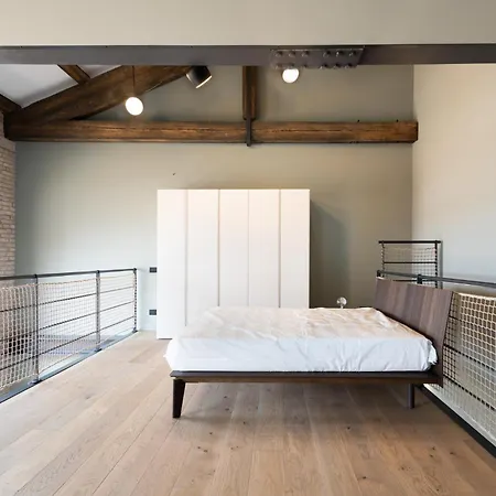 شقة Penthouse - Loft With Canal View *