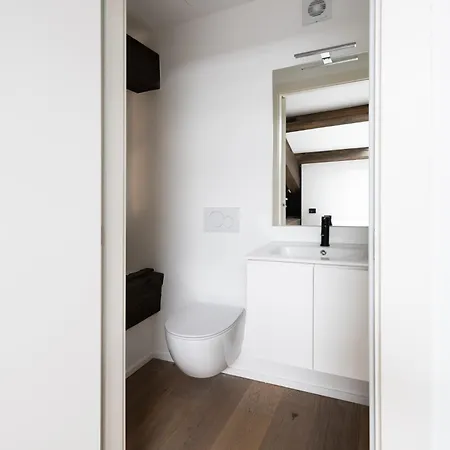 Penthouse - Loft With Canal View * 베니스